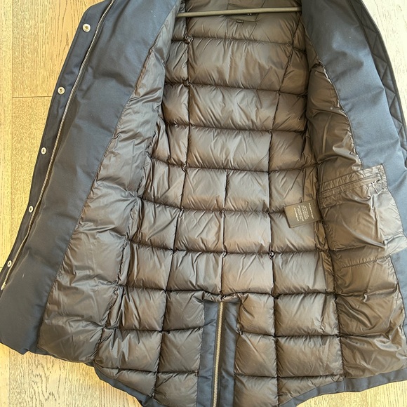 Mackage Women’s Xxs like new parka - Picture 4 of 4